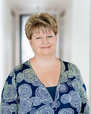 Conny Otto, Rezeptionsmitarbeiterin, Portraitbild